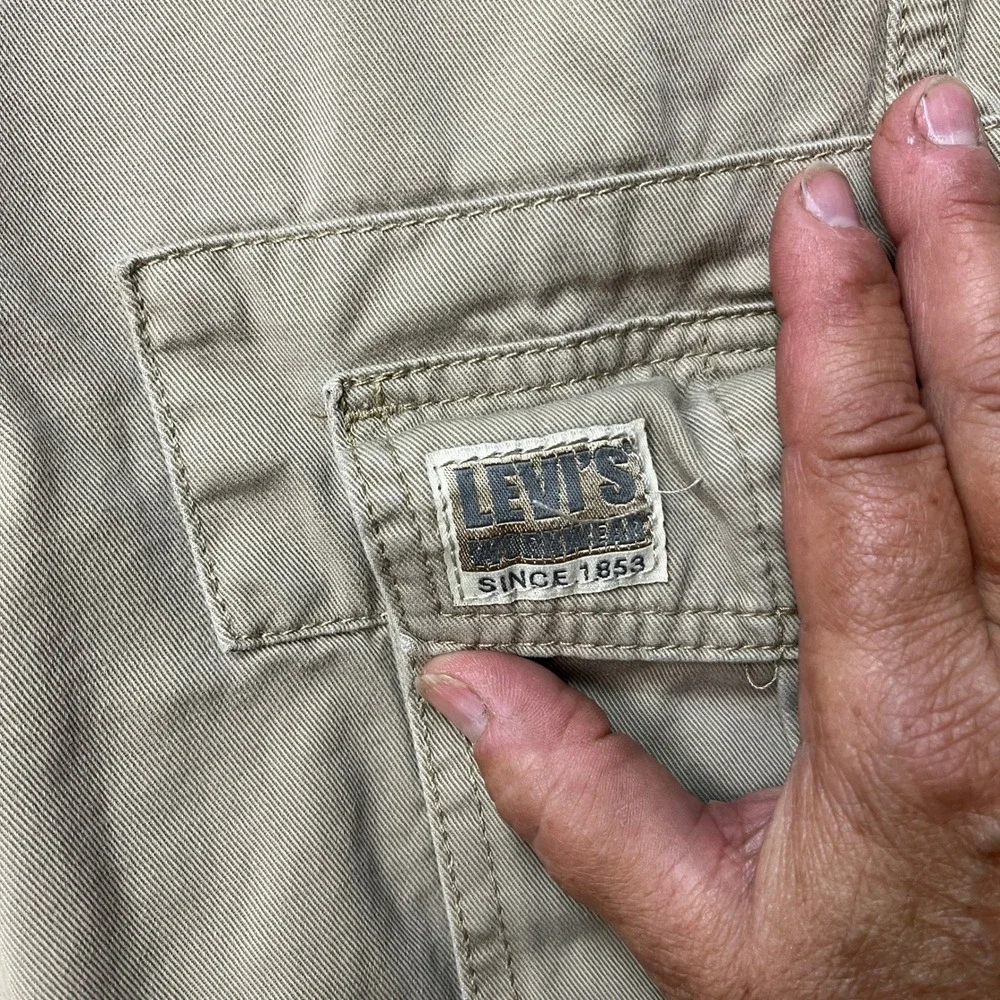 Levi's Cargo Shorts Men 31 Tan Khaki Workwear Flap Pocket Utility Twill EUC